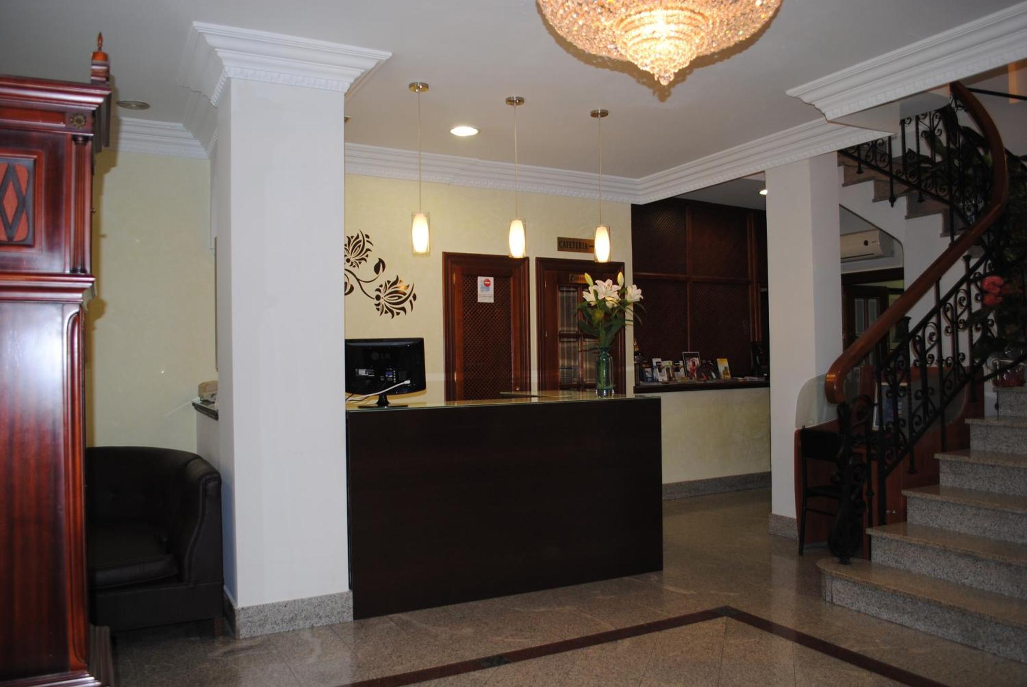 Hotel Nieves 3*