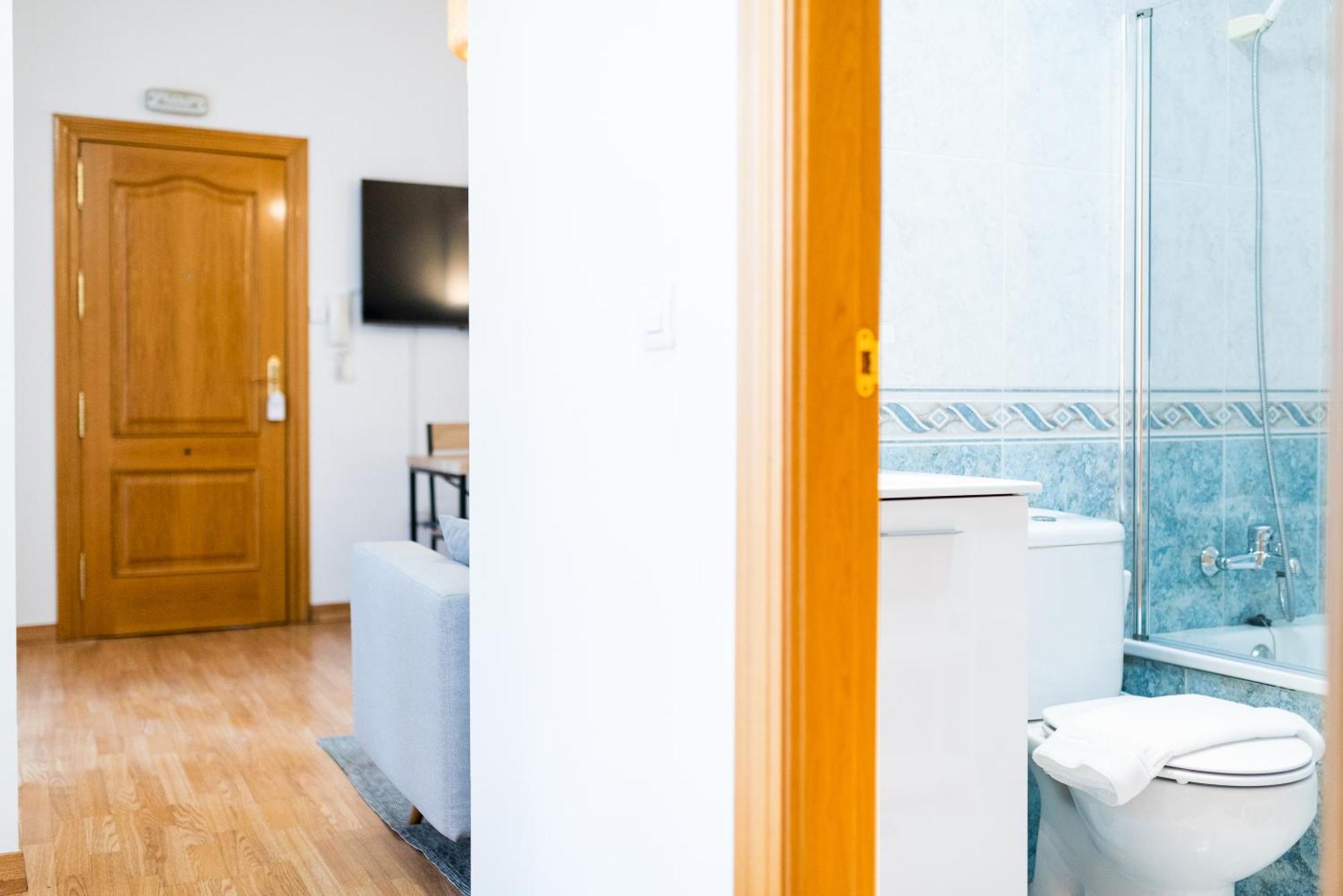 Apartment Encantador Piso Pleno Centro A Pie De Semana Santa Y Cerca De La Alhambra Granada