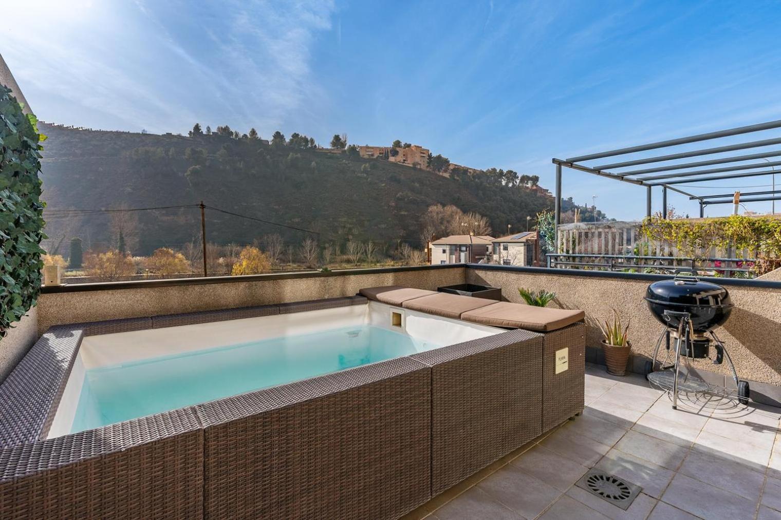 El Generalife Cerca Centro Y Sierra Nevada Con Piscina Y Barbacoa Y Parking Gratis Apartment Granada