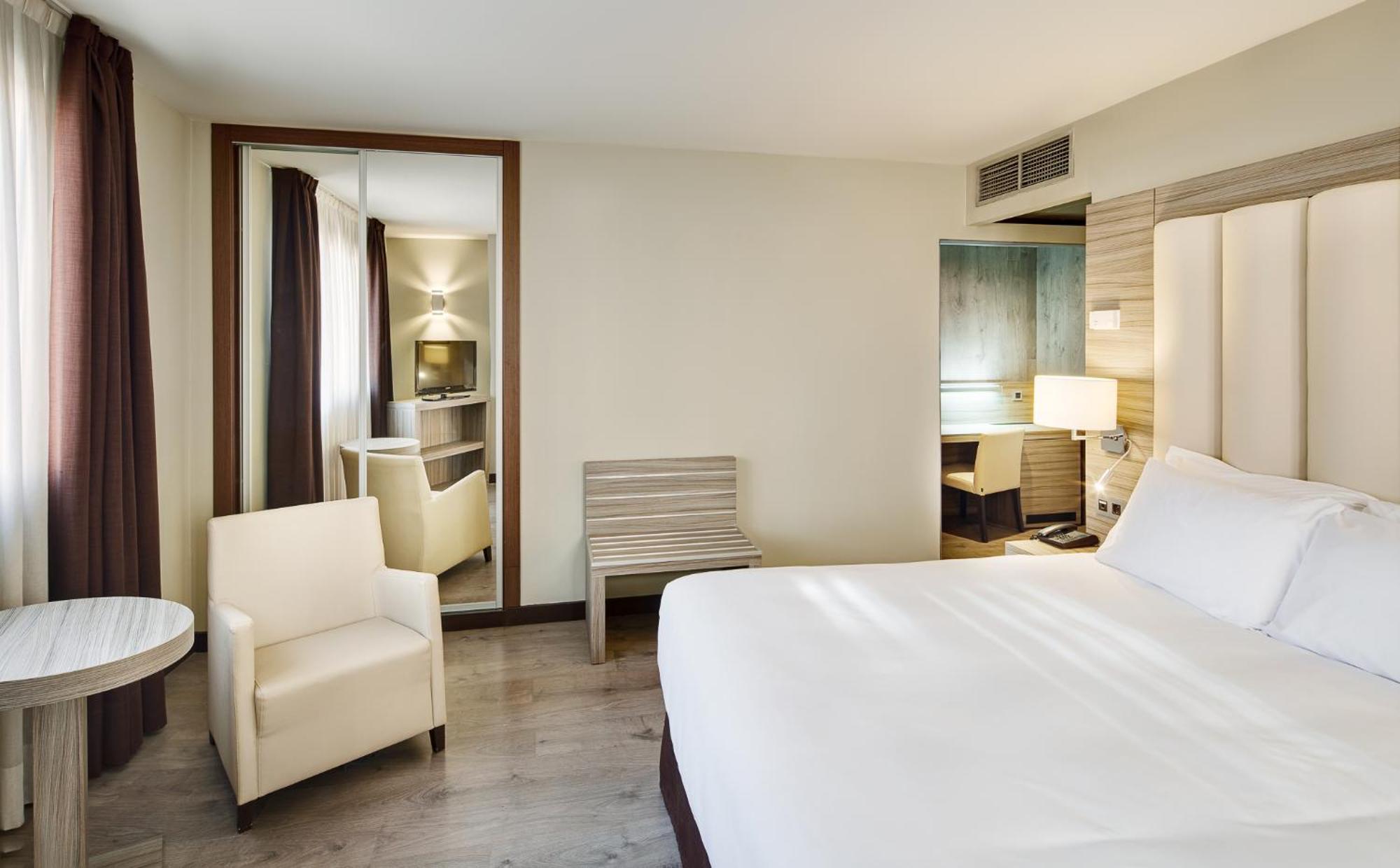 Hotel Gran Luna De 4*