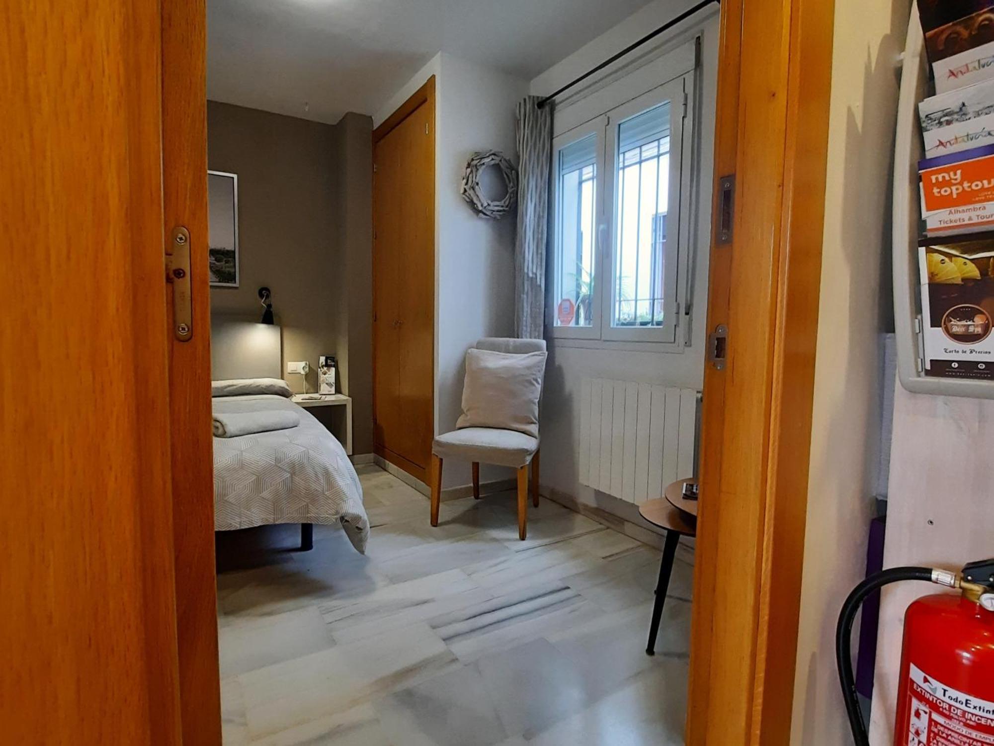 Ở trọ Casa Honda10 *