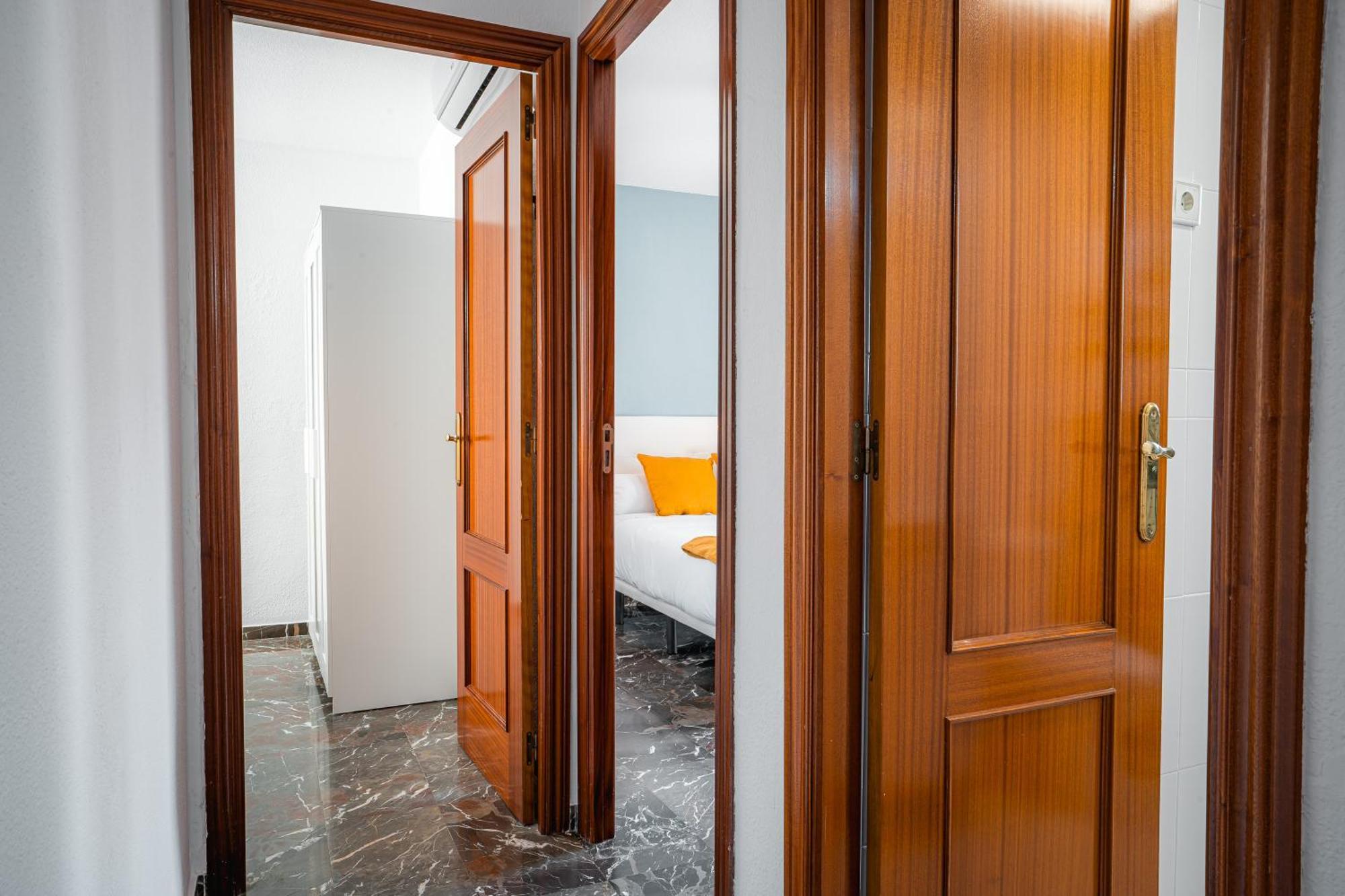 Qh Plaza San Isidro Apartment Granada