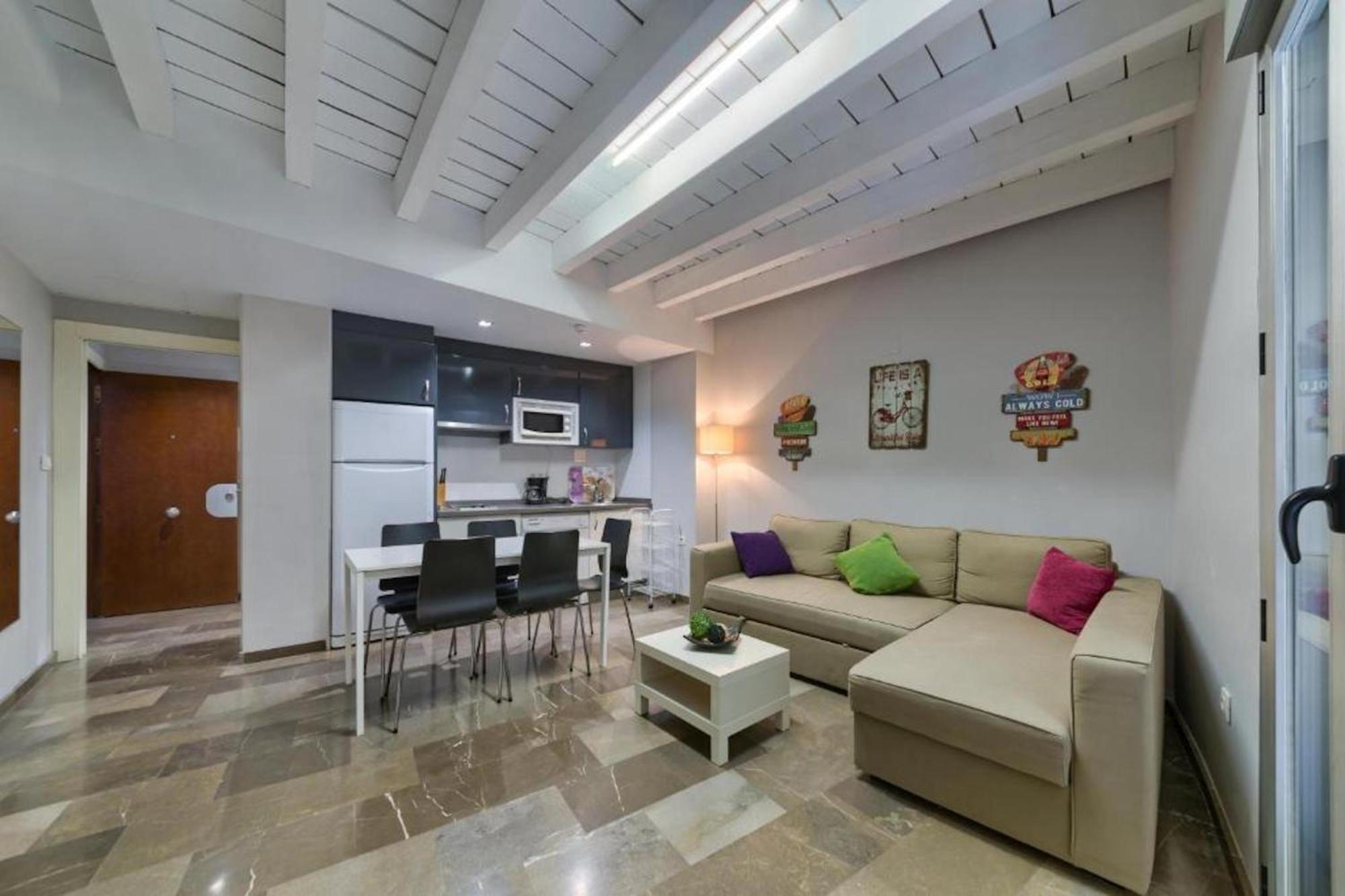 En Casco Historico Con Terraza Comunitaria Y Parking Opcional Căn hộ