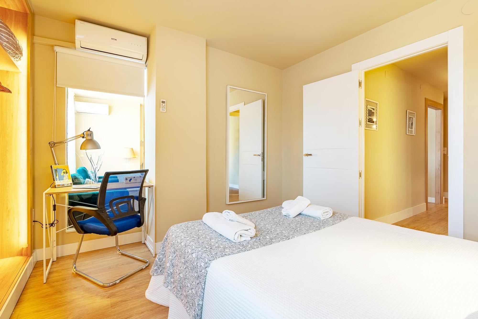Amplio Y Centrico, Recien Reformado, Calefaccion Central, Jardines, Supermercados, Cafeterias Y Todos Servicios En El Corazon De La Ciudad Apartment Granada