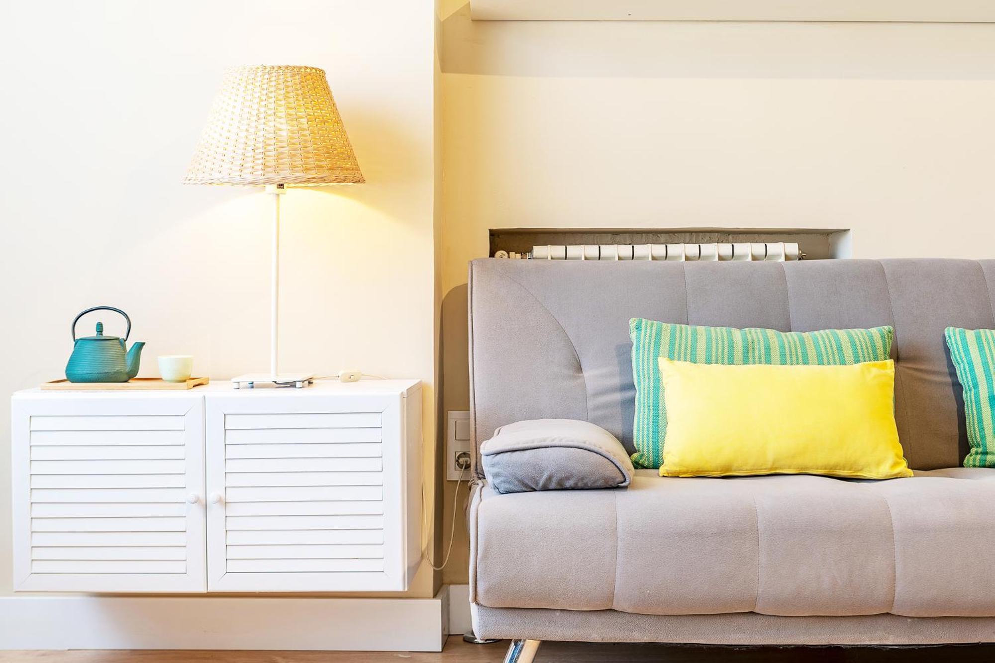 Apartment Amplio Y Centrico, Recien Reformado, Calefaccion Central, Jardines, Supermercados, Cafeterias Y Todos Servicios En El Corazon De La Ciudad Granada