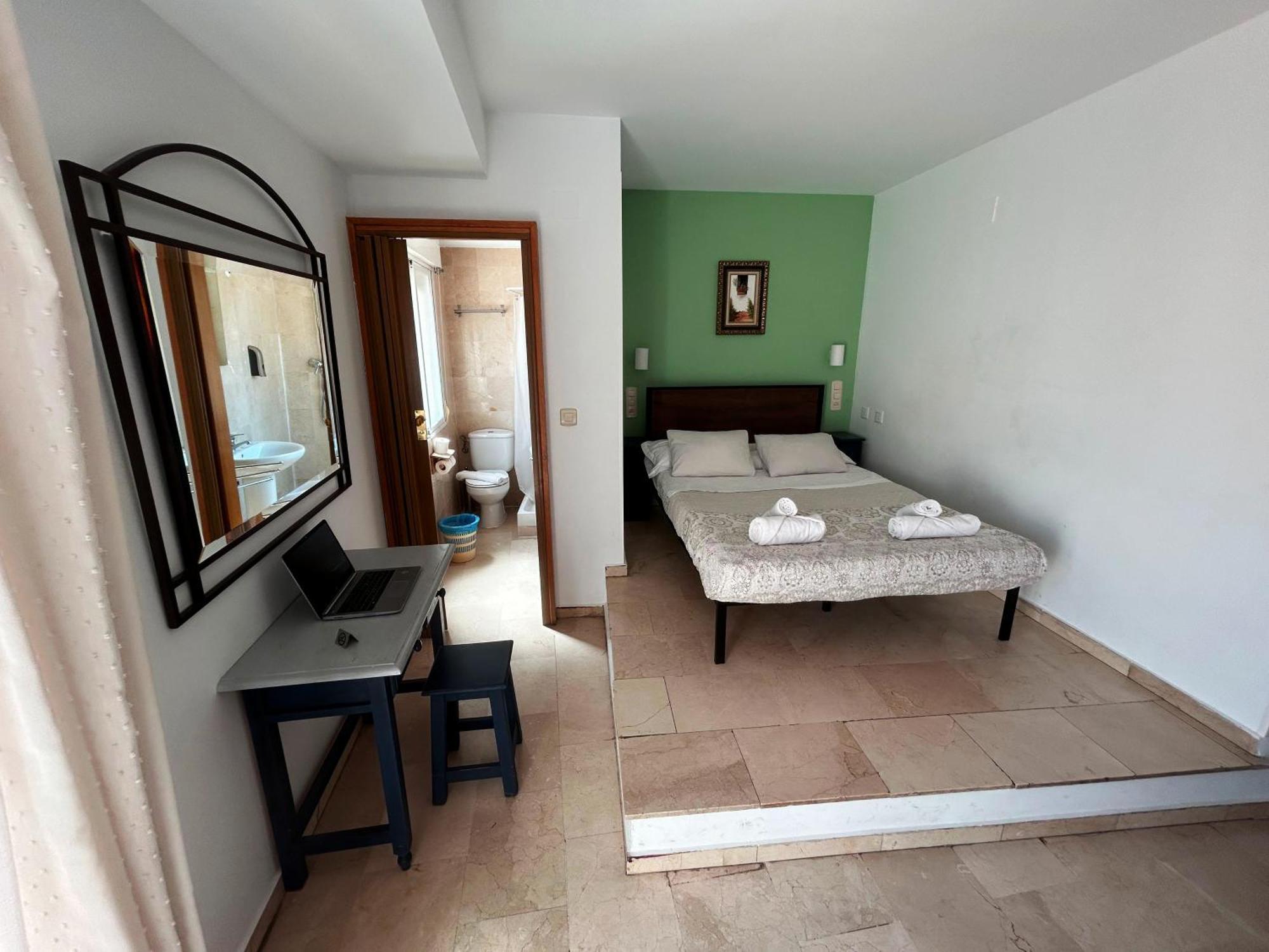 El Olivo Pensión 3*