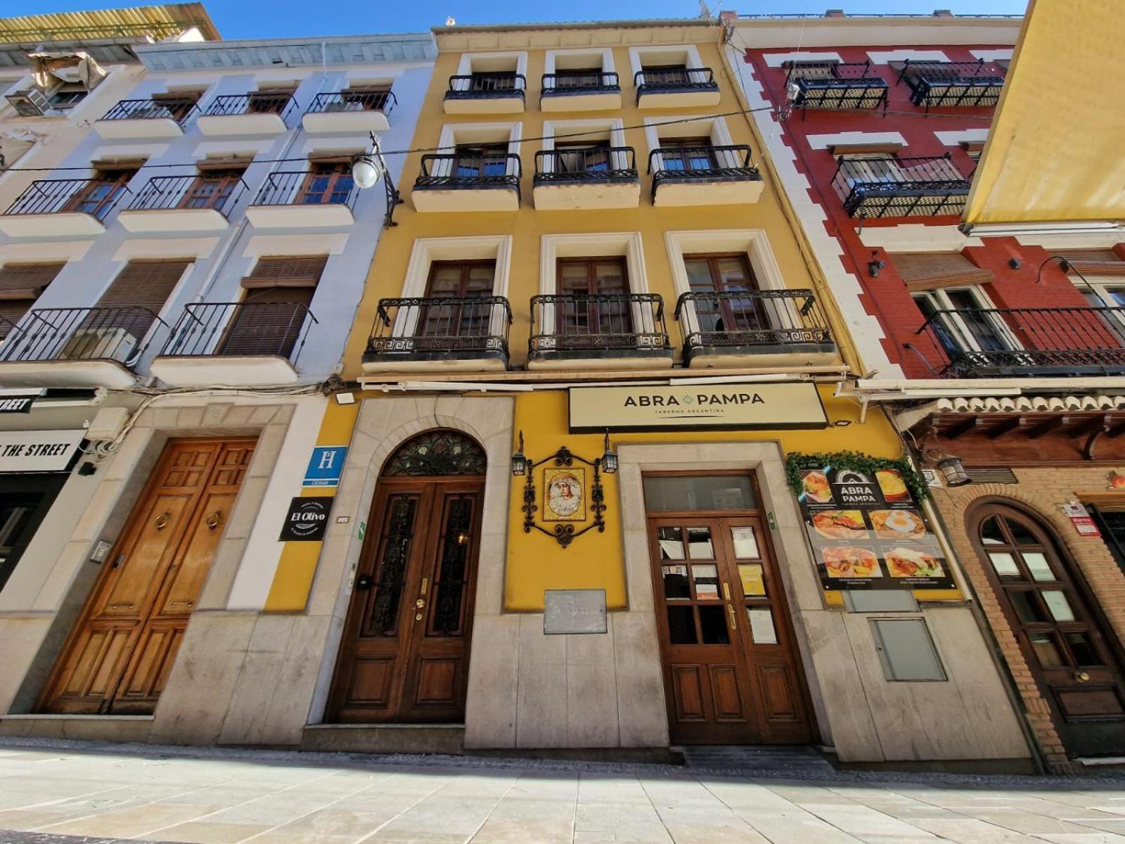 Pensión El Olivo 3*