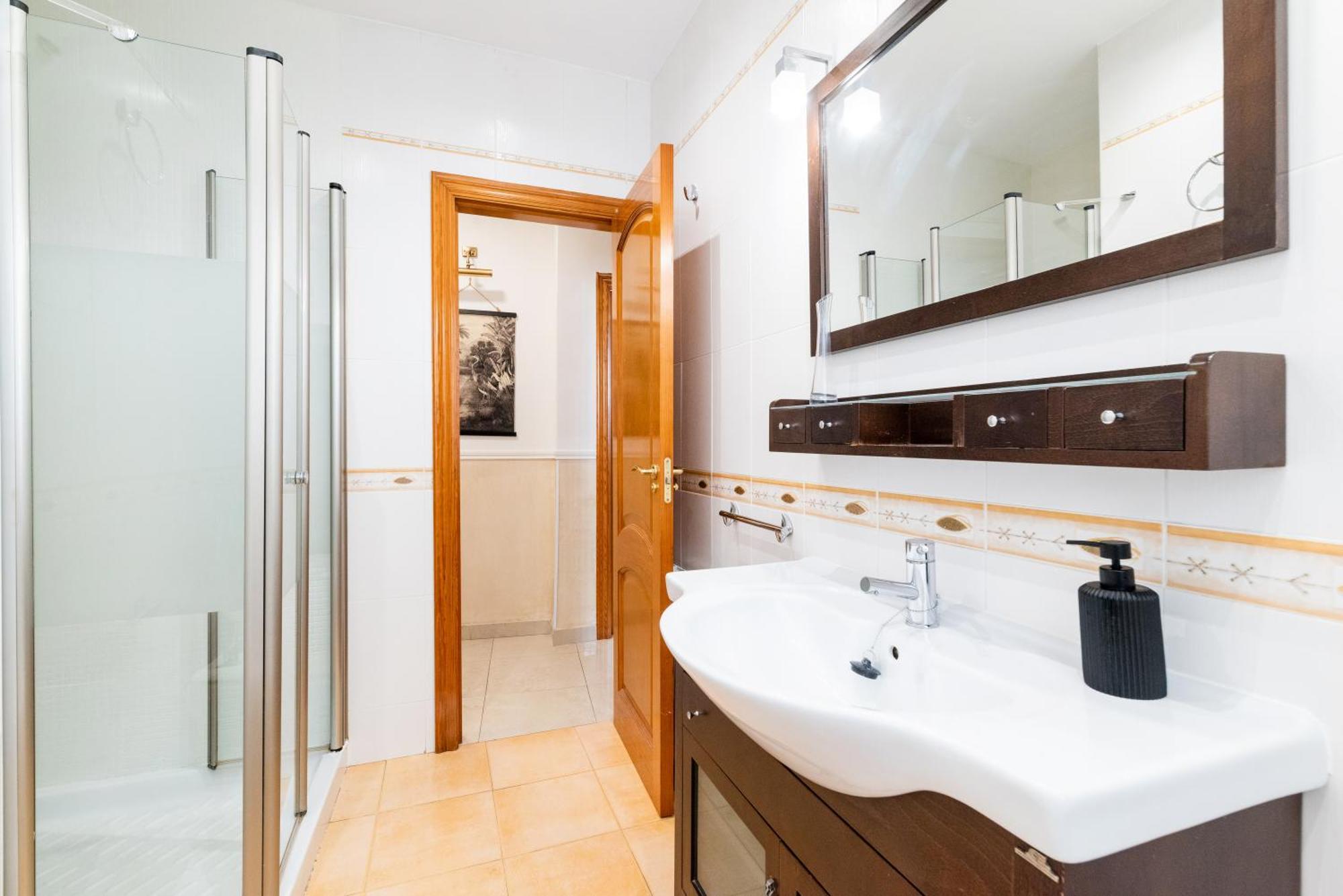 Wekey Homes Centrico Y Familiar, Parking Incluido Granada