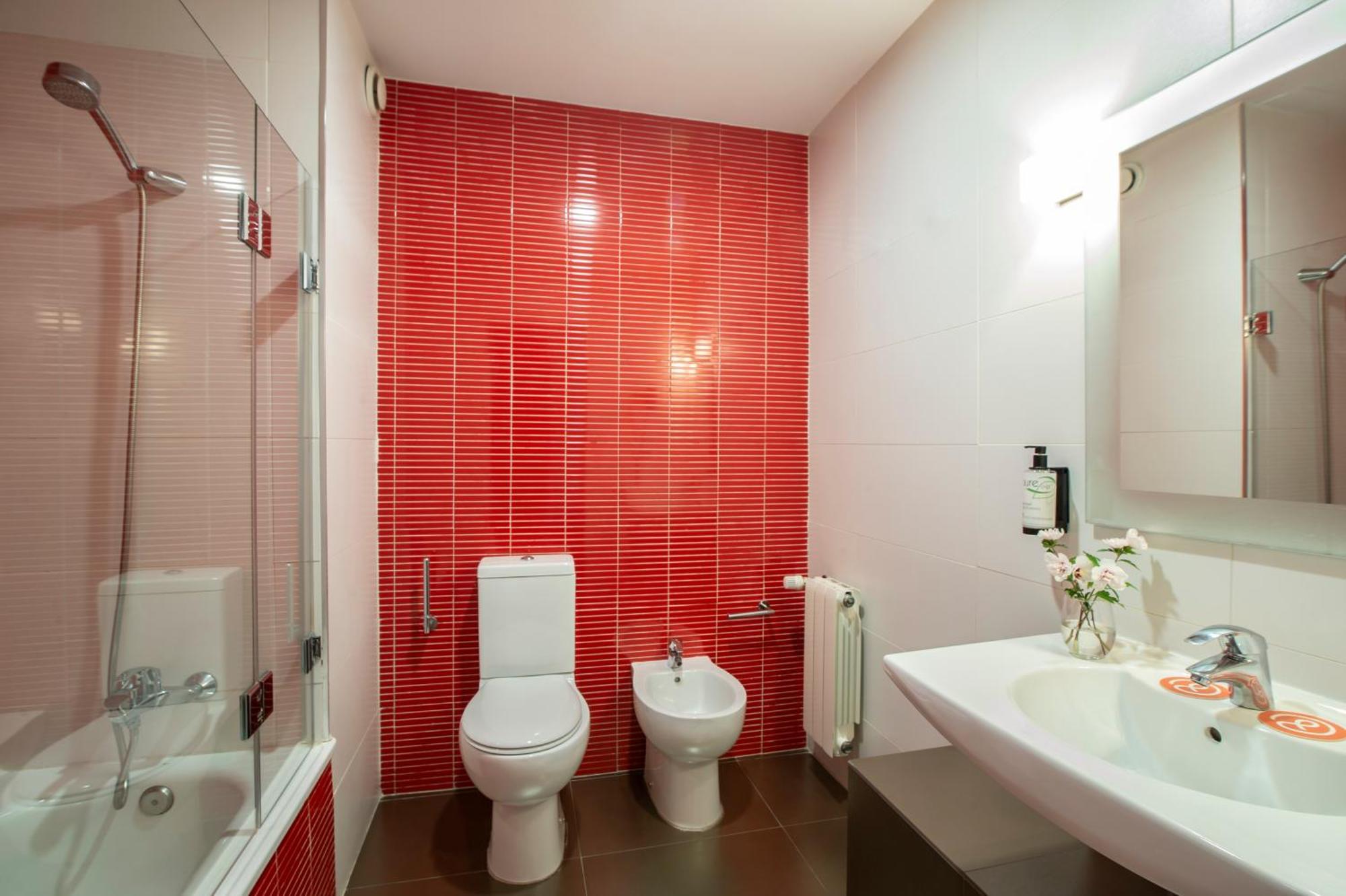 Hotel By Pierre &