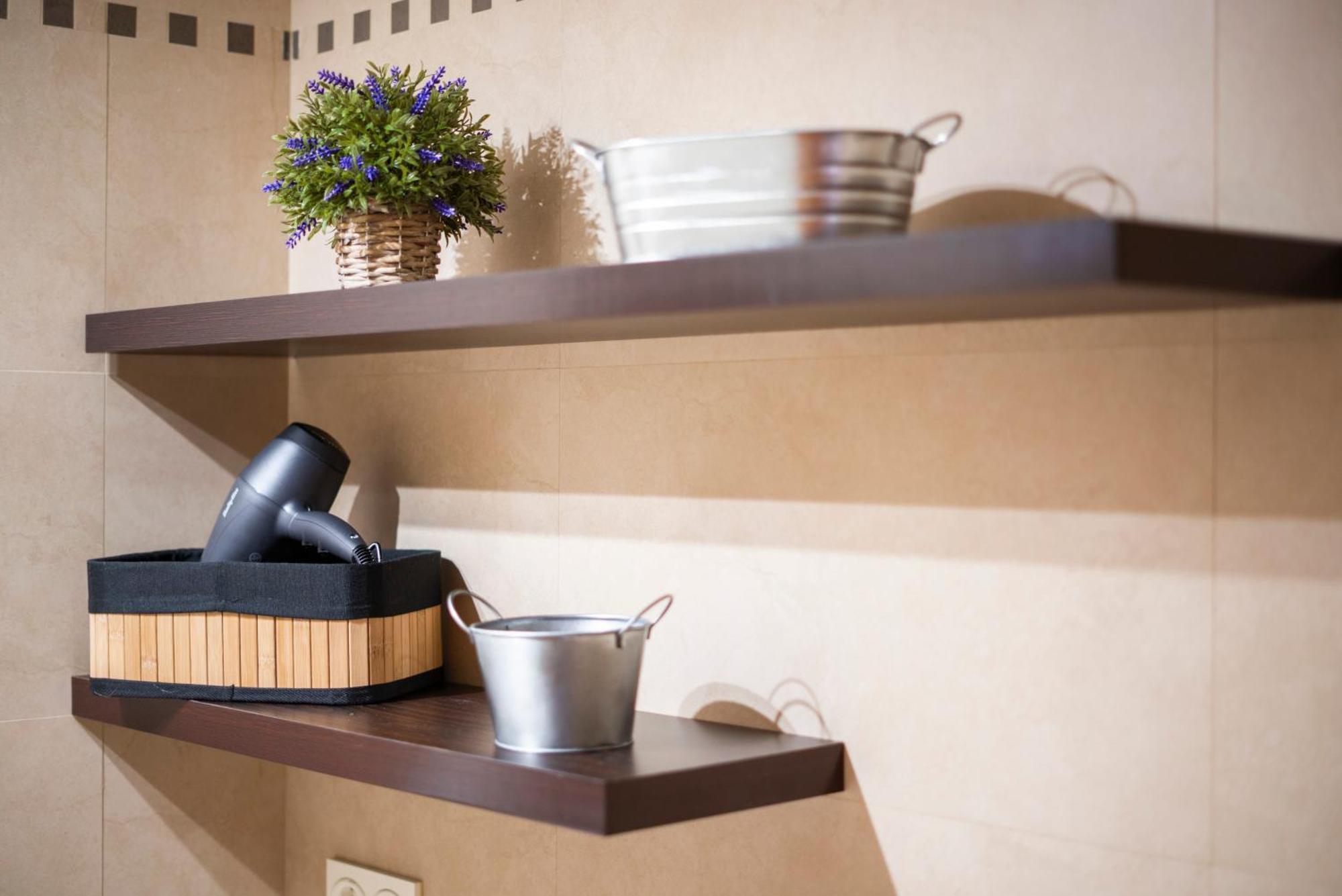Enjoygranada Emir 3b Y Parking Apartment Granada