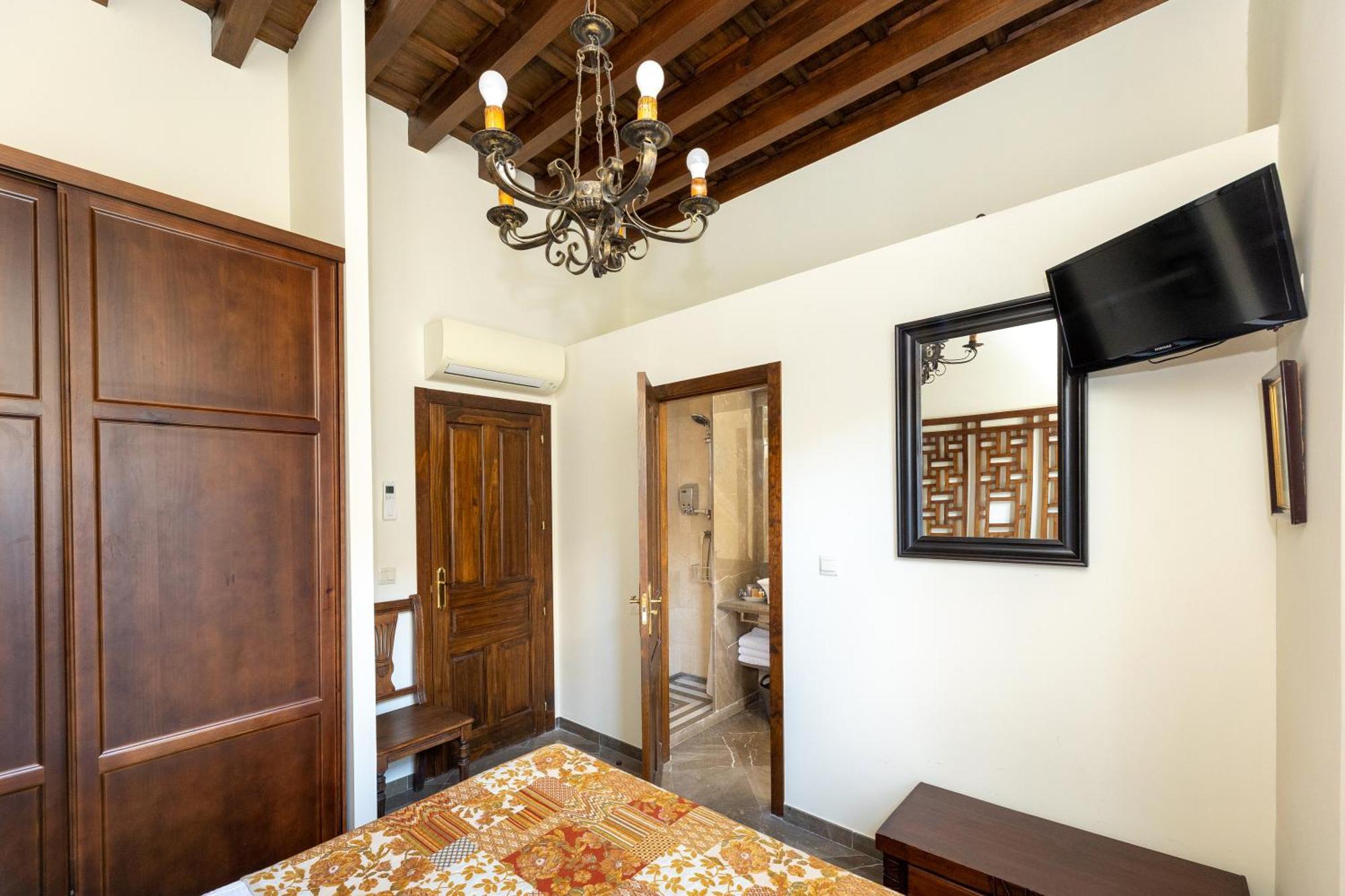 En Pleno Centro, Aljibe Rodrigo Del Campo 1b Appartement