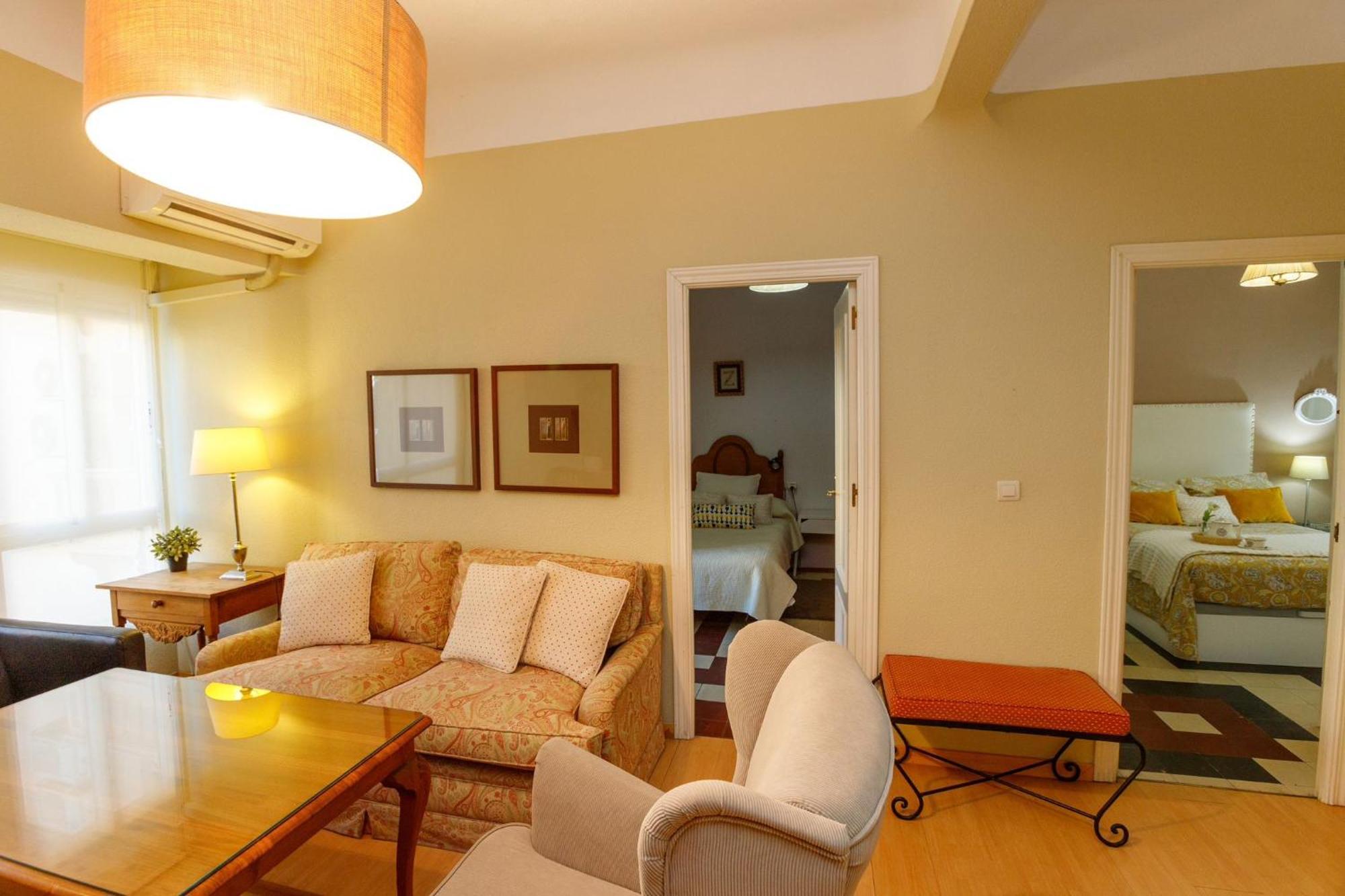 Elegante En By Bebalmy Apartment