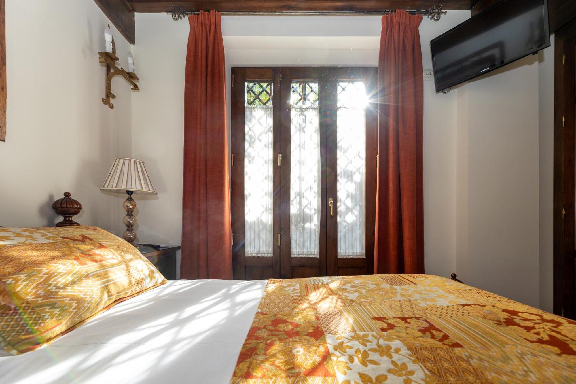 Apartamento En Pleno Centro, Aljibe Rodrigo Del Campo 2c Granada