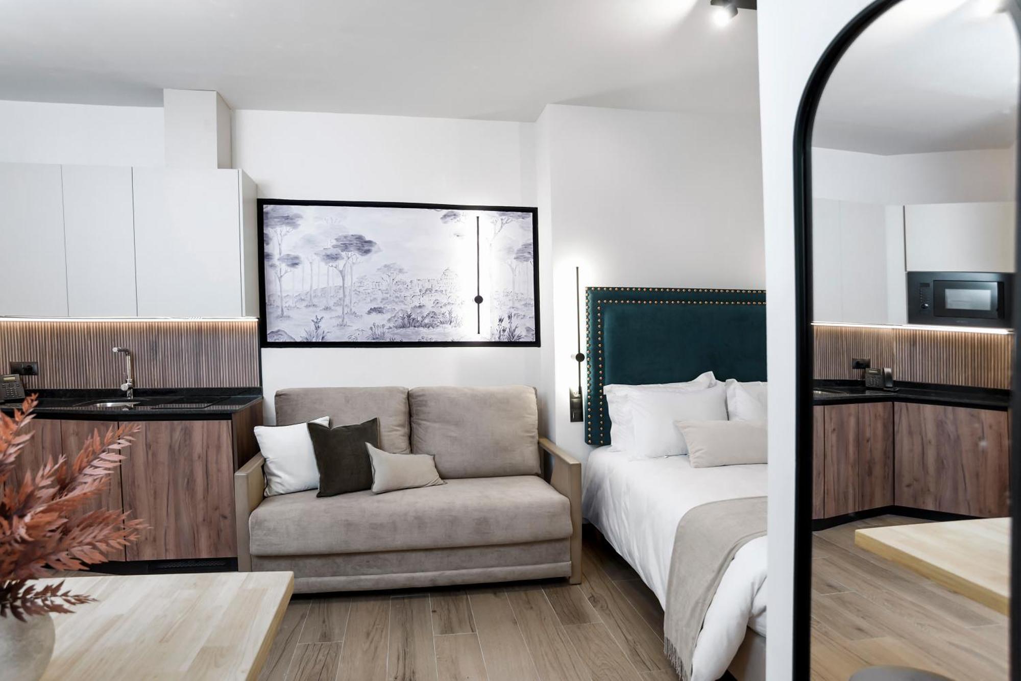 Aptos Alejandra Hotel