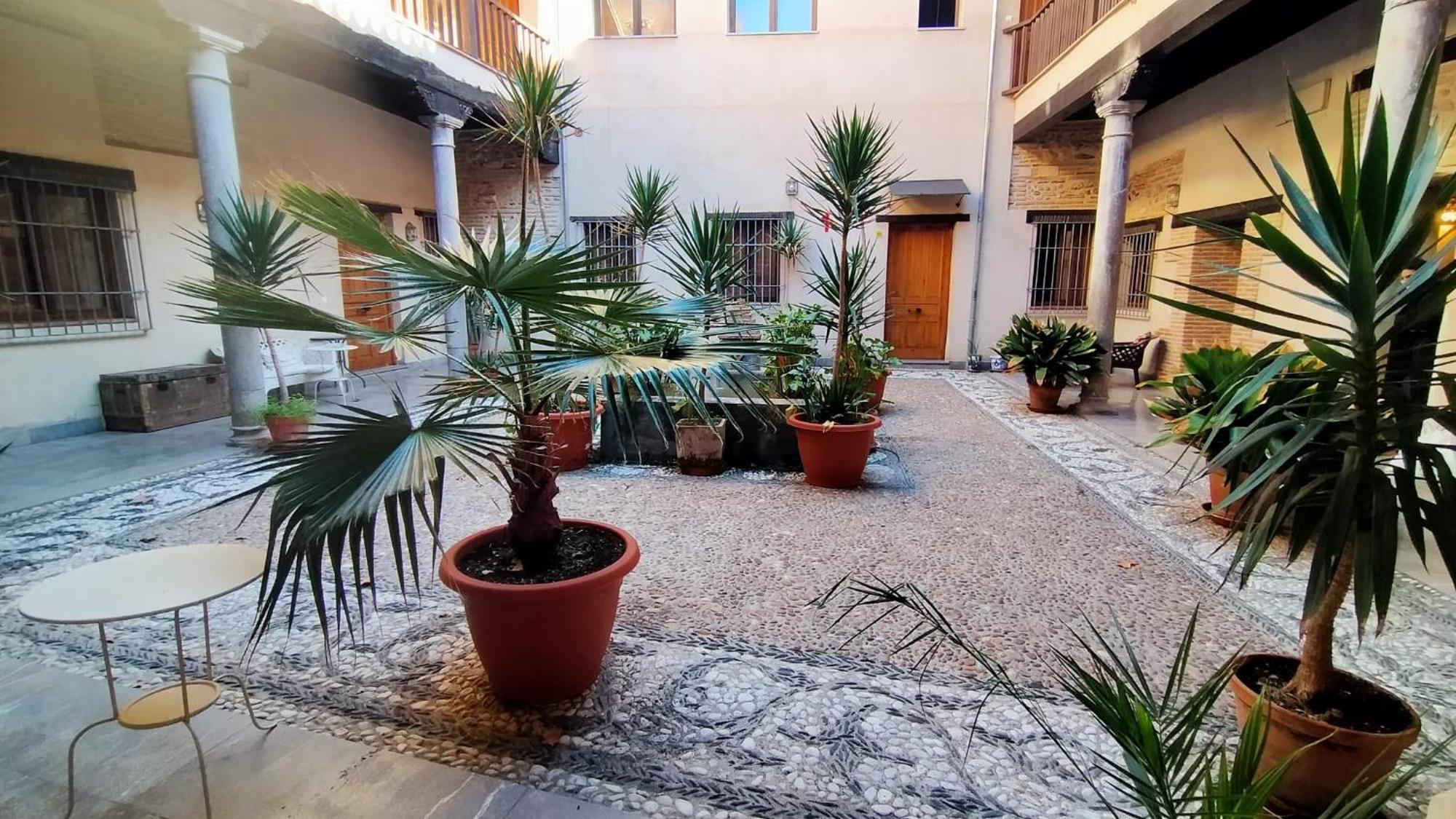 Acomodação com café da manhã  Abadia 2*