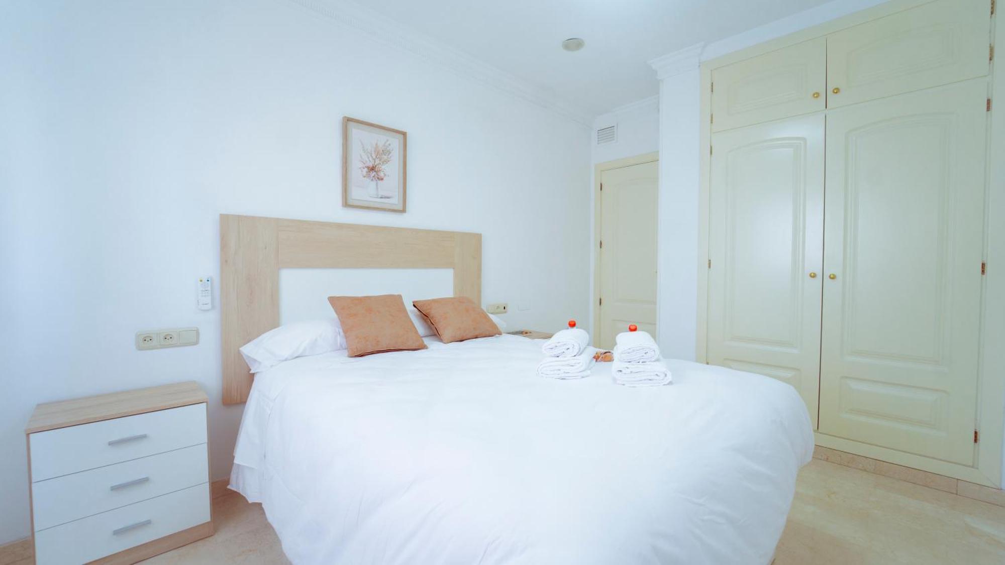 Dreamstay Hipercor - Moderno Apartment Granada