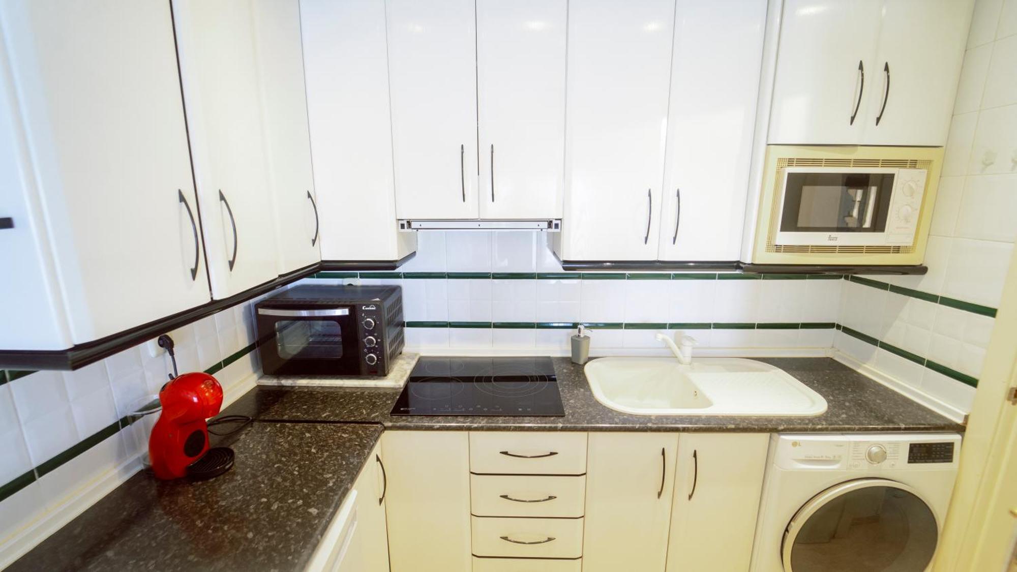 Dreamstay Hipercor - Moderno Apartment