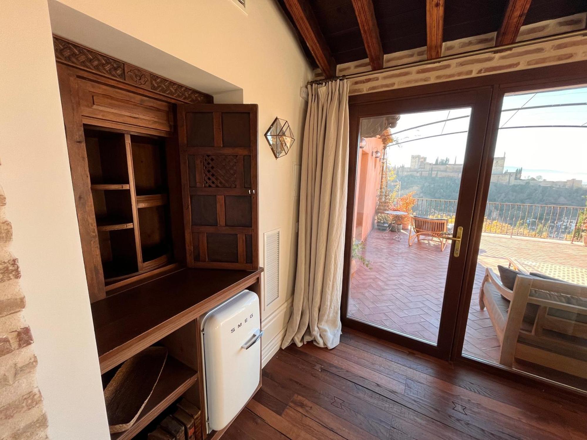 La Casa Juanranas Bed & Breakfast *