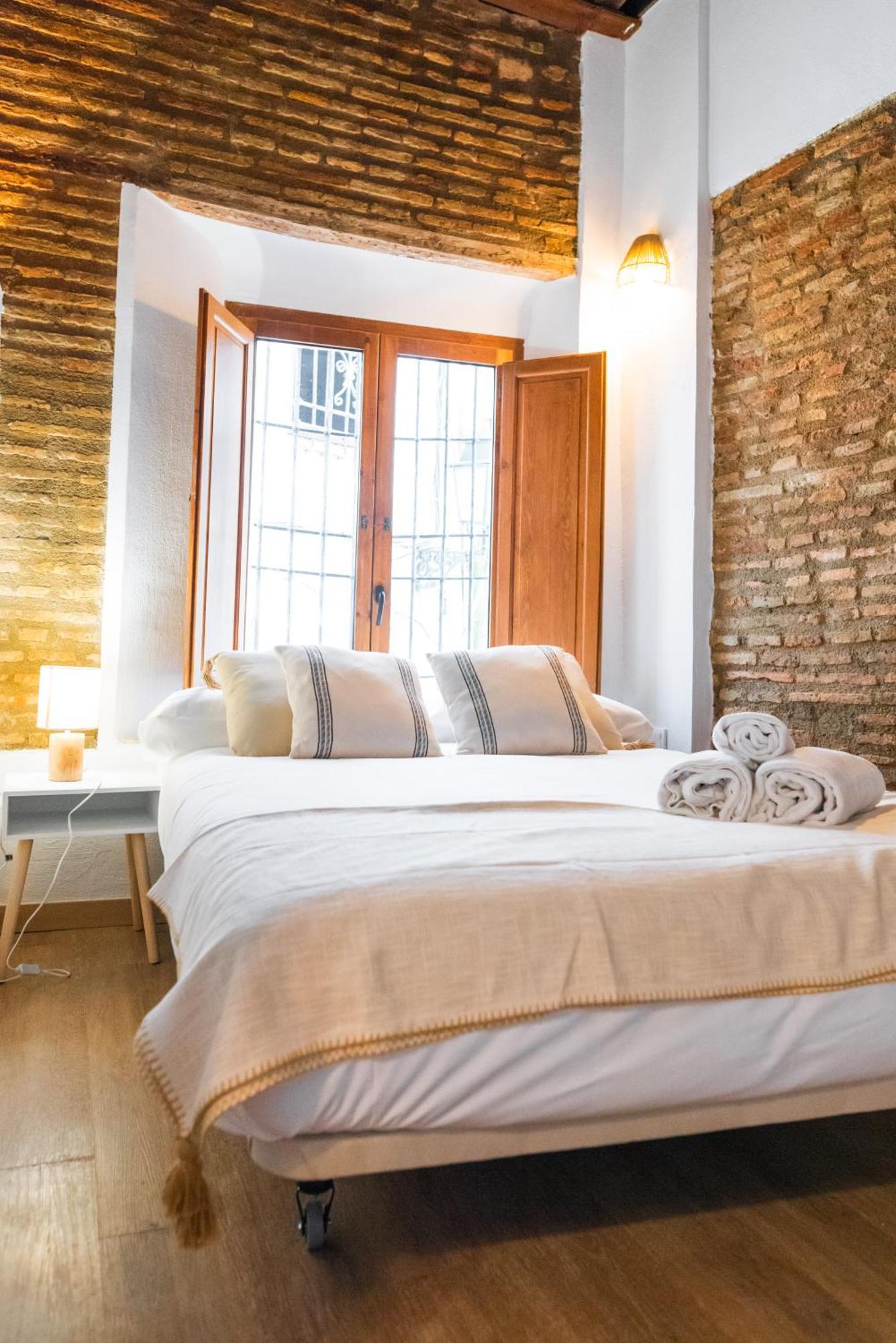 Qh Correo Viejo Apartment Granada