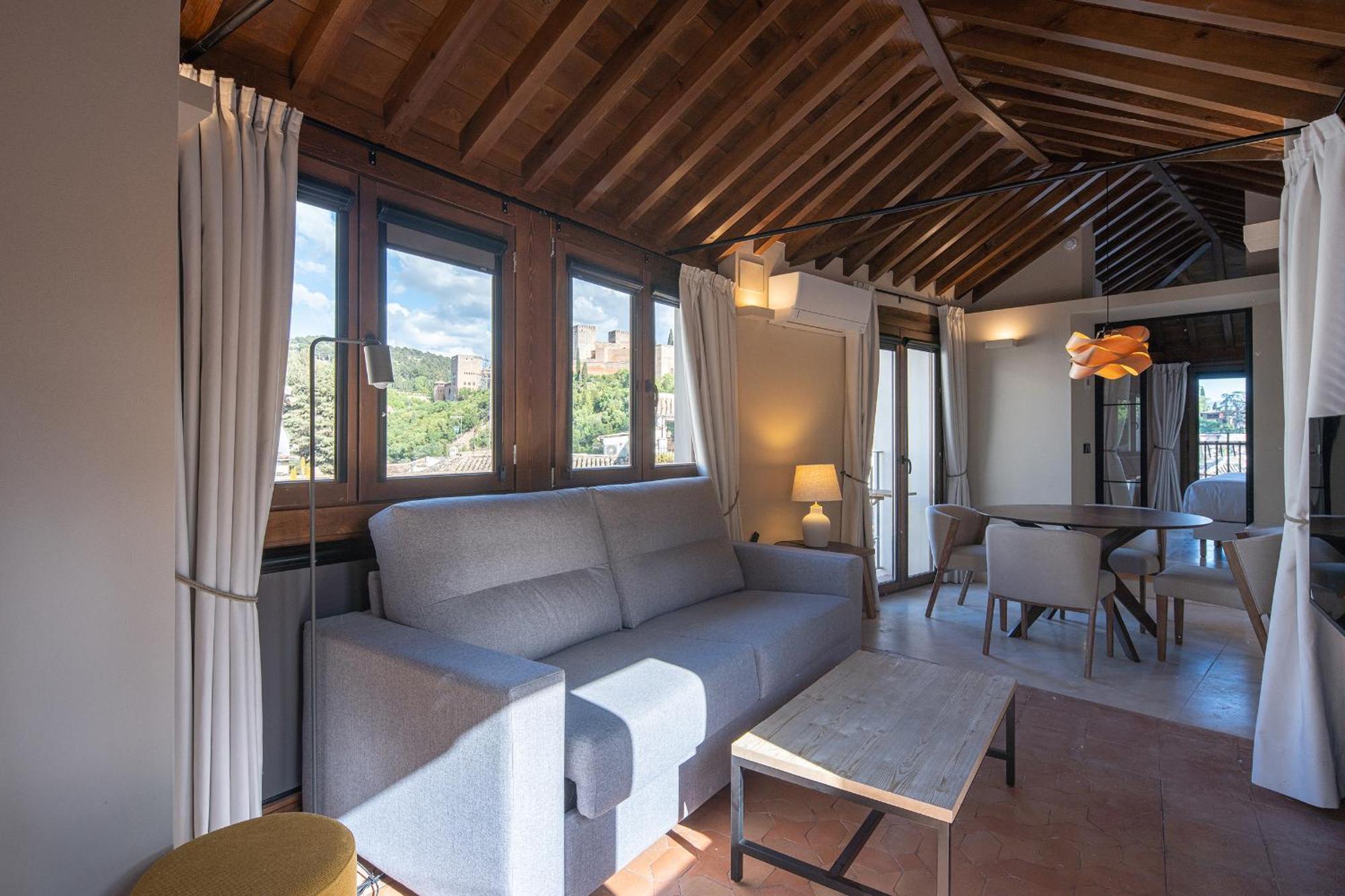 Aparthotel Calm Babole