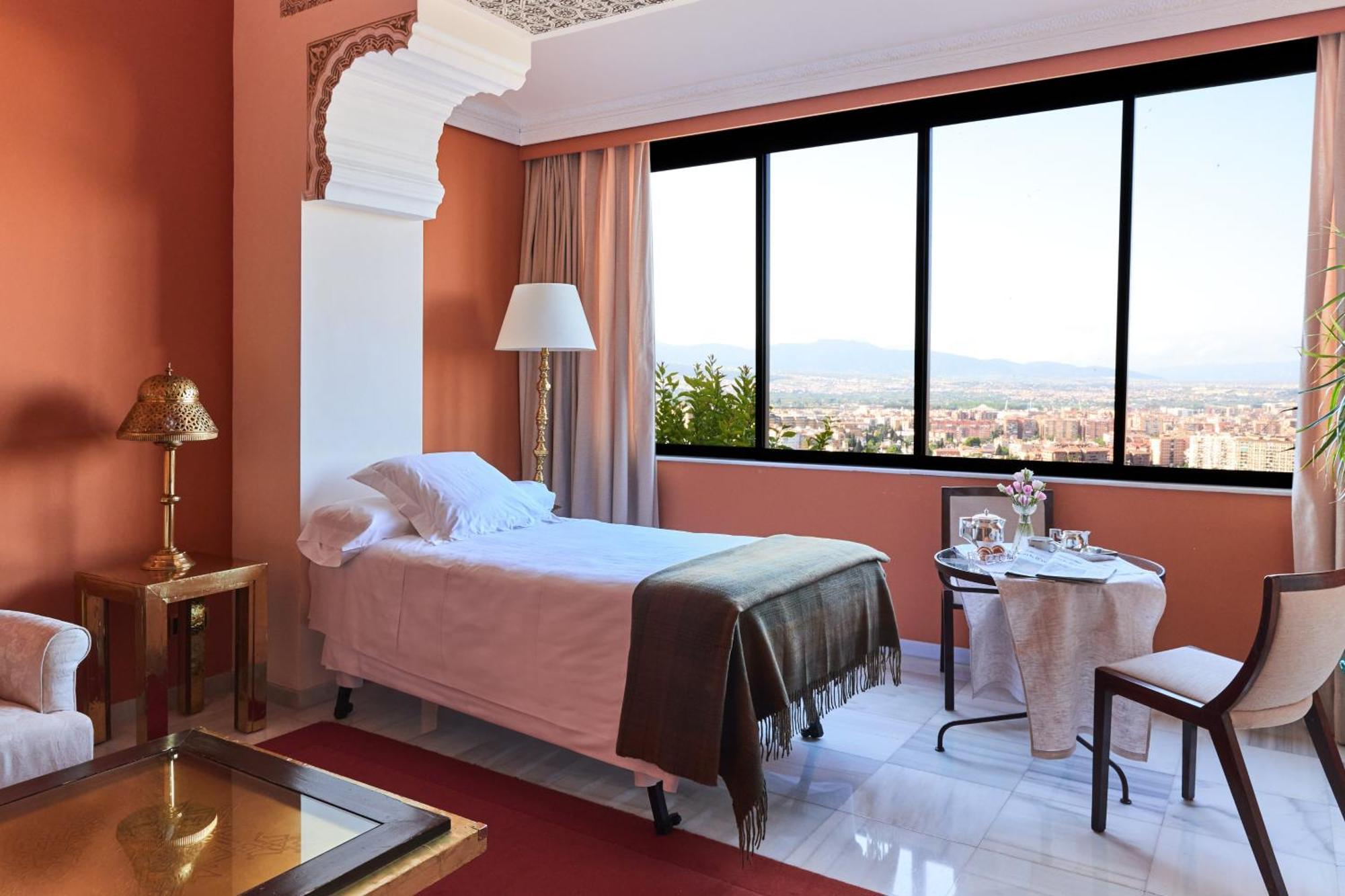 Alhambra Palace 5* Granada