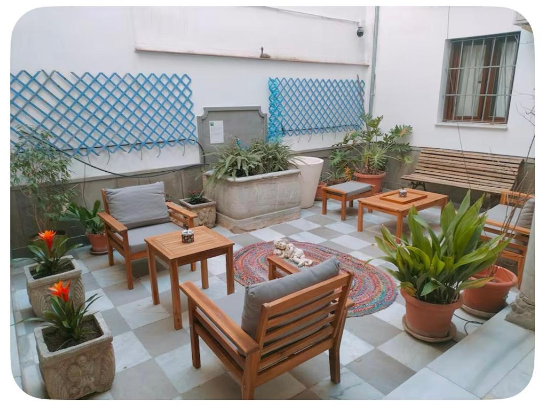 Apartment Alhambra Host *