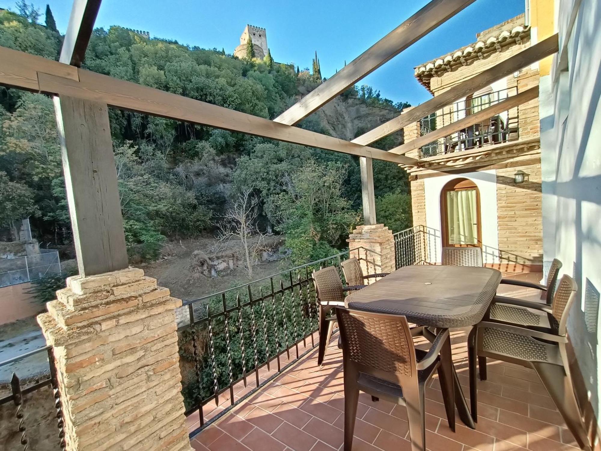 Casa Yamur Bajo La Alhambra