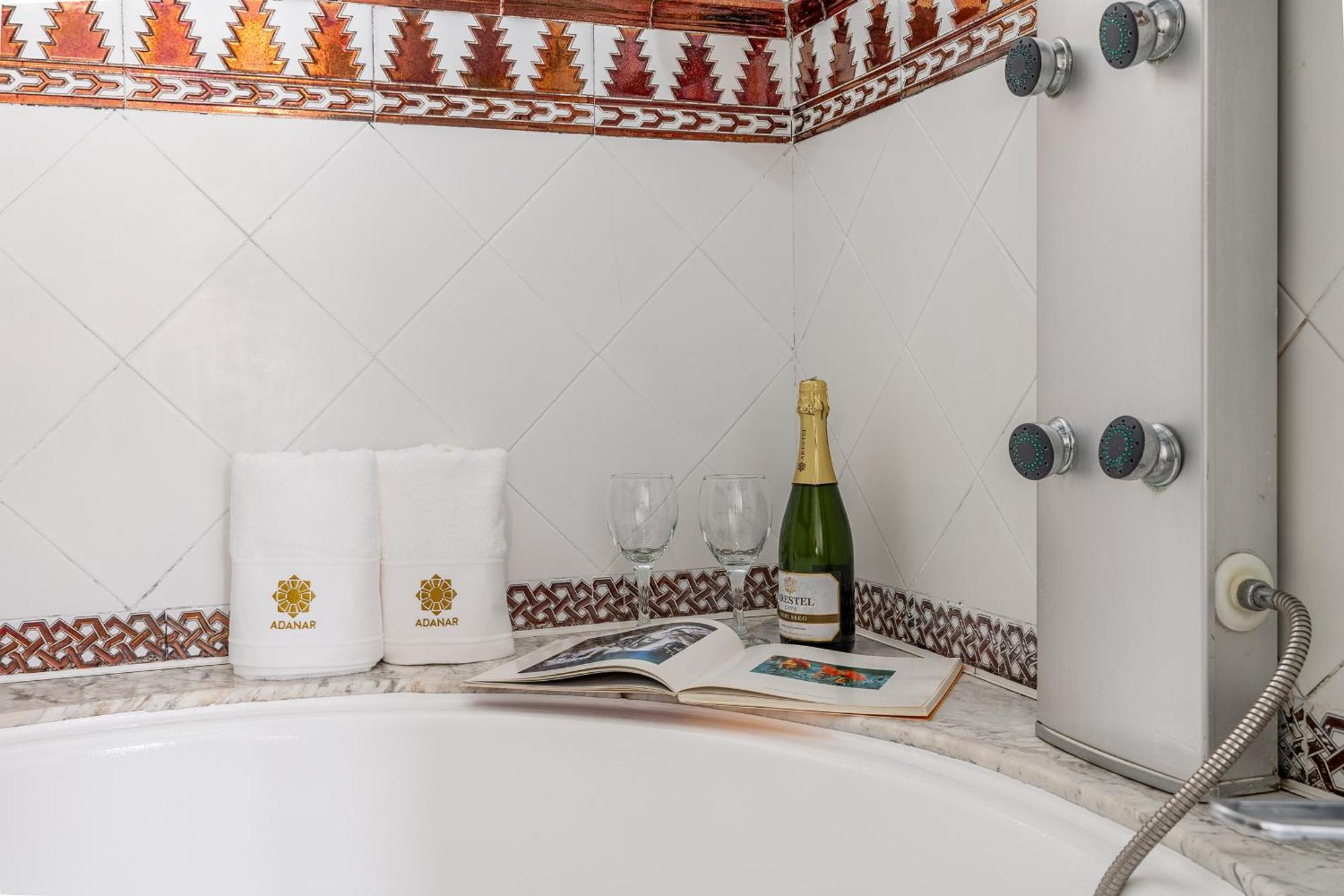 Căn hộ Adanar-apartamentos Muralla Ziri *