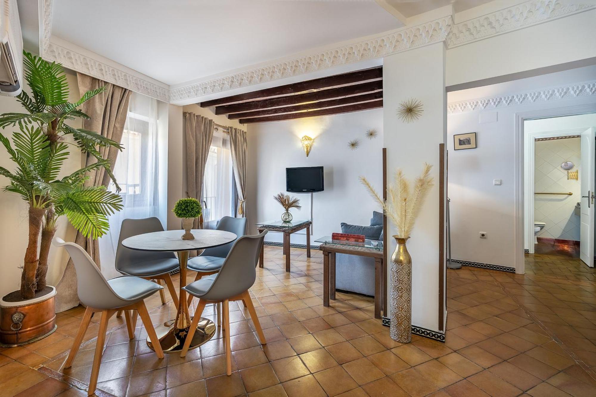 Adanar-apartamentos Muralla Ziri Căn hộ *