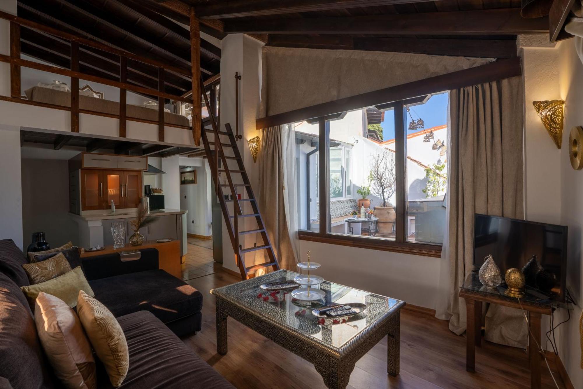 Adanar-apartamentos Muralla Ziri Căn hộ