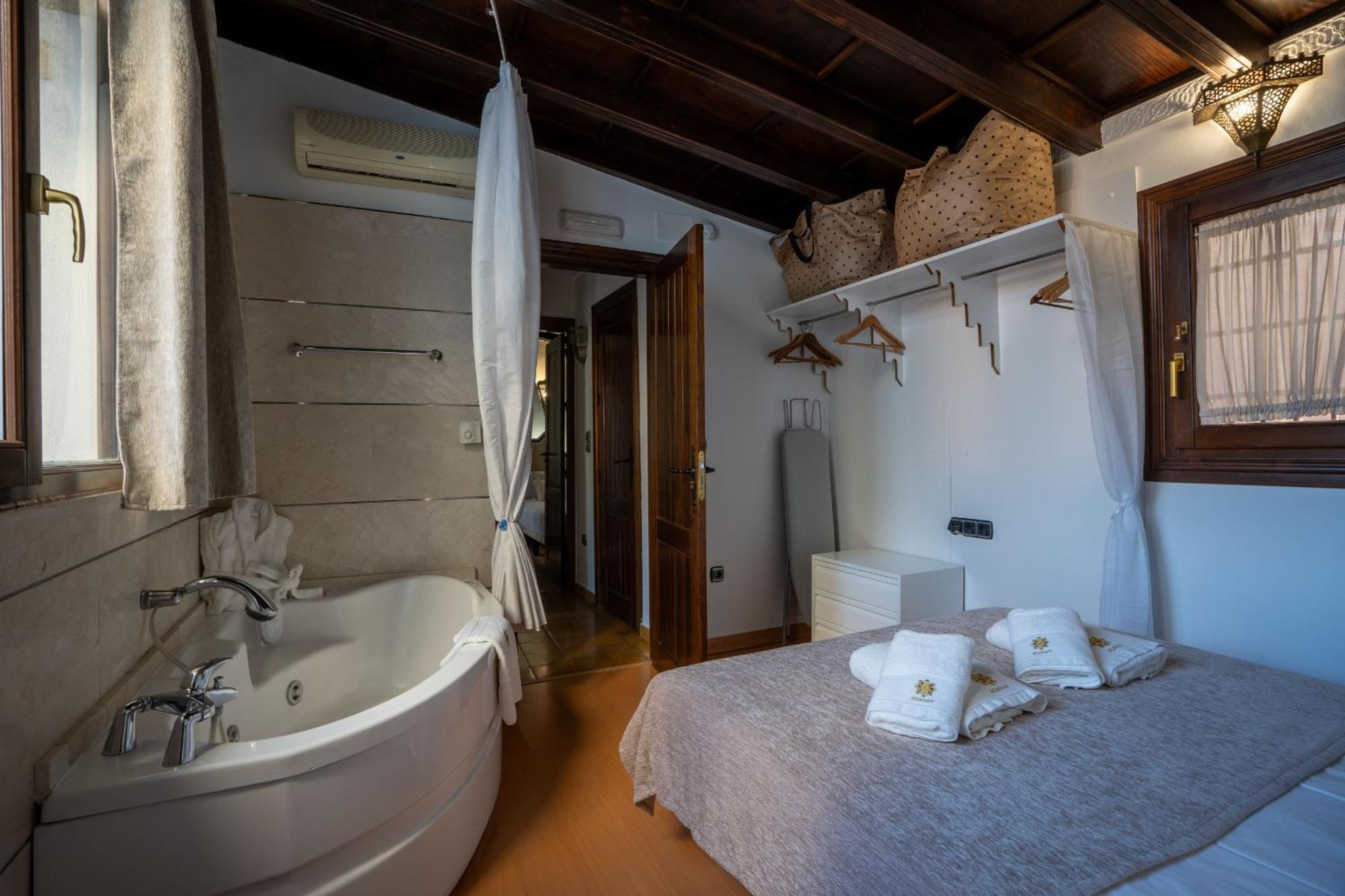Adanar-apartamentos Muralla Ziri Apartment Granada
