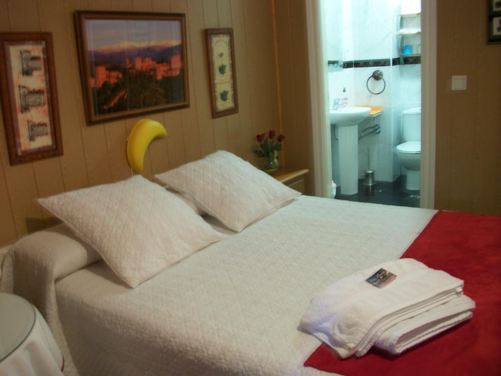 Guest house Pension Moni Albayzin *