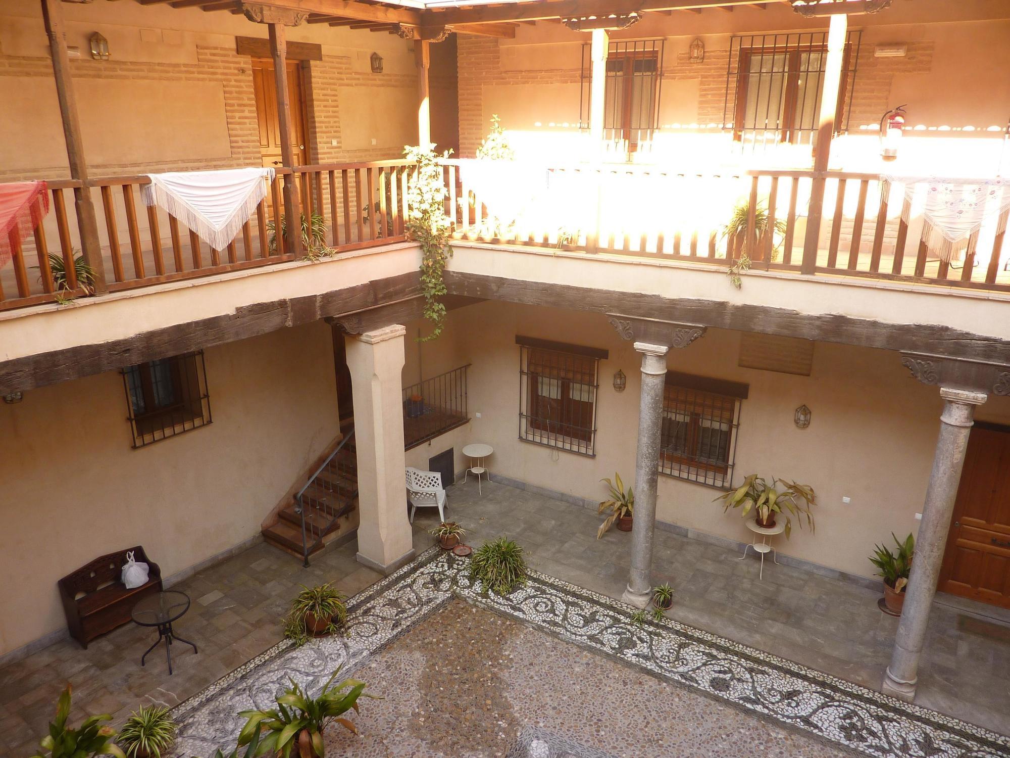 Acomodação com café da manhã  Abadia Granada