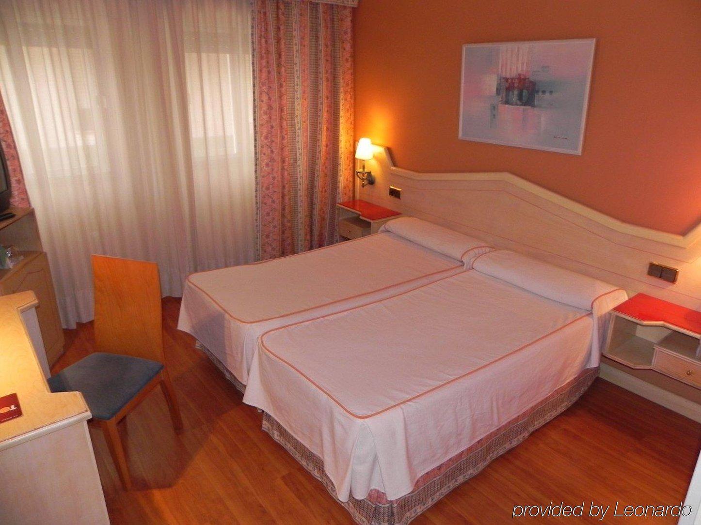 Ana Maria Hotel 3*