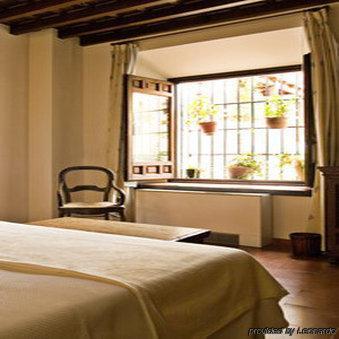 Casa 1800 Khách sạn 3*