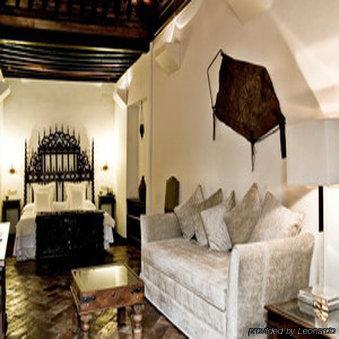Khách sạn Casa 1800