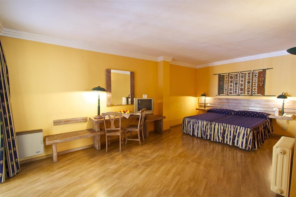 Hotel Catalonia 4*