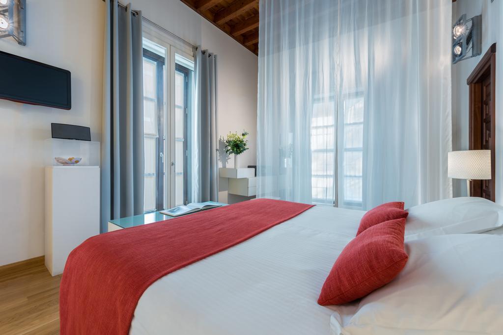 Khách sạn Gar Anat Boutique