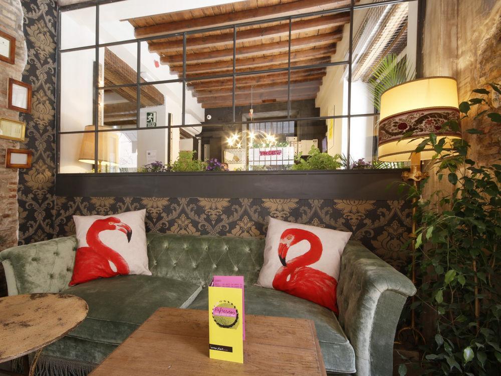 Hostel Lemon Rock