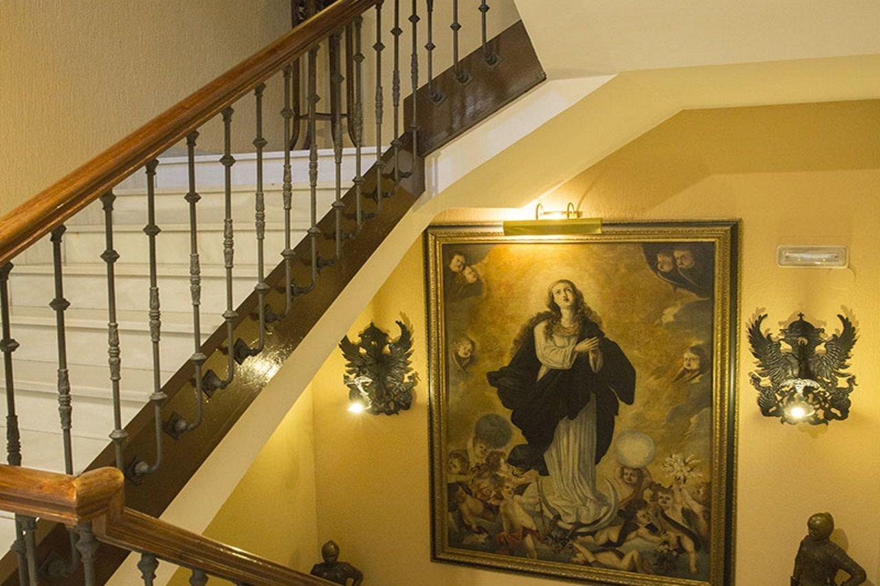 Reina Cristina Hotel 3*