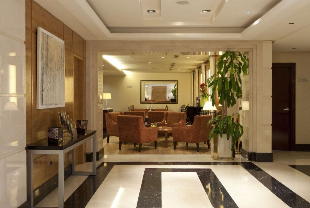 Andalucia Center Khách sạn Granada