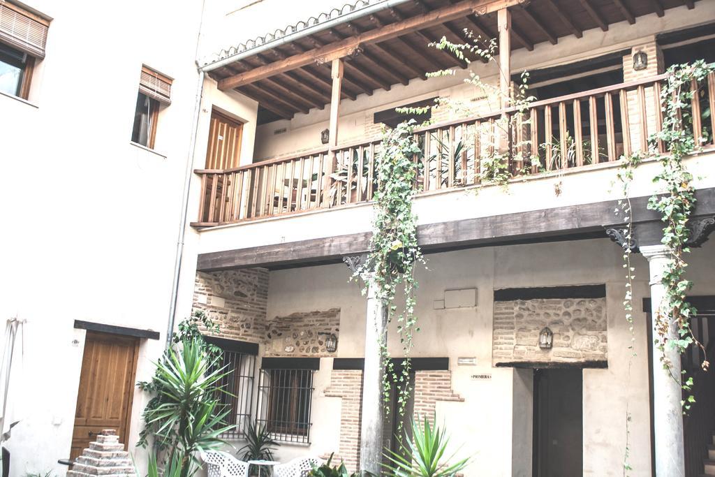 Acomodação com café da manhã  Abadia 2*