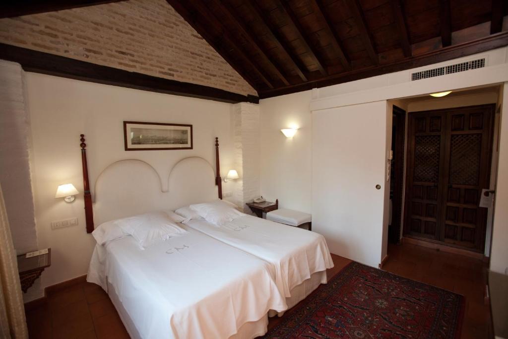 Casa Morisca Hotel 3*