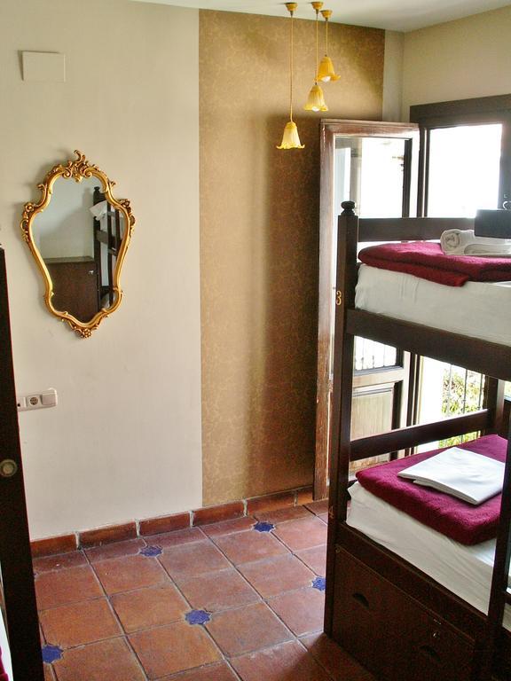 Oasis Backpackers' Granada