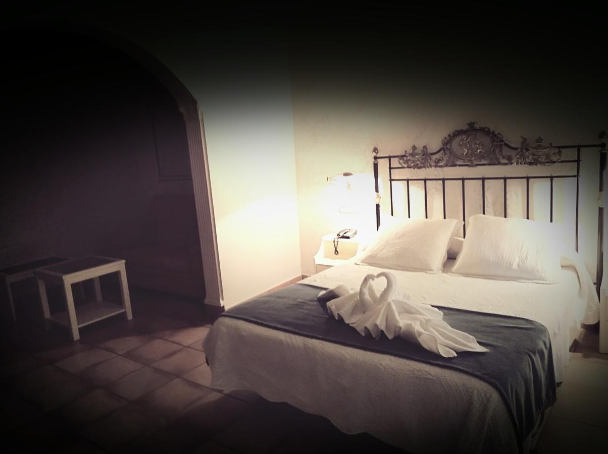 Nieves Hotel