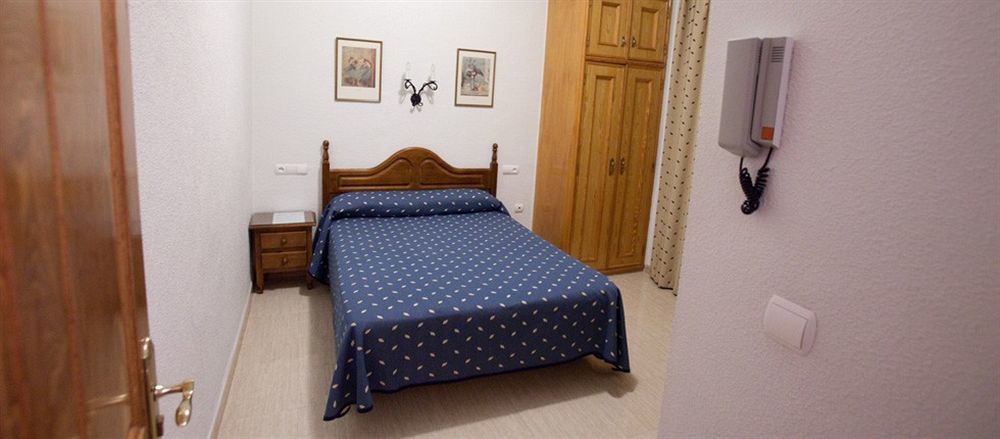 Veronica Centro Nhà khách 2*
