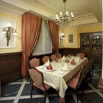 Hotel Reina Cristina 3*
