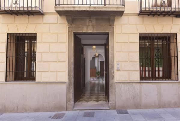 Mercader De Sedas Apartments Appartement *