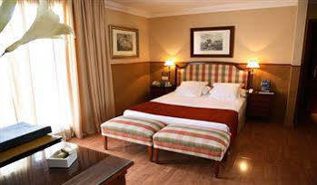 Leonardo Hotel Granada