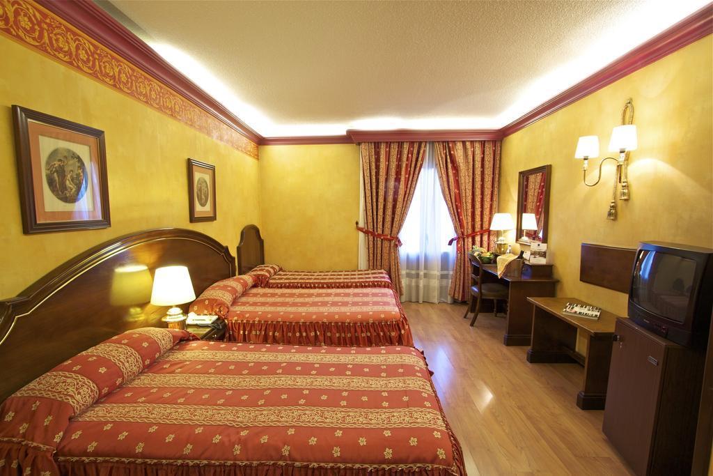 Princesa Ana 4* Granada